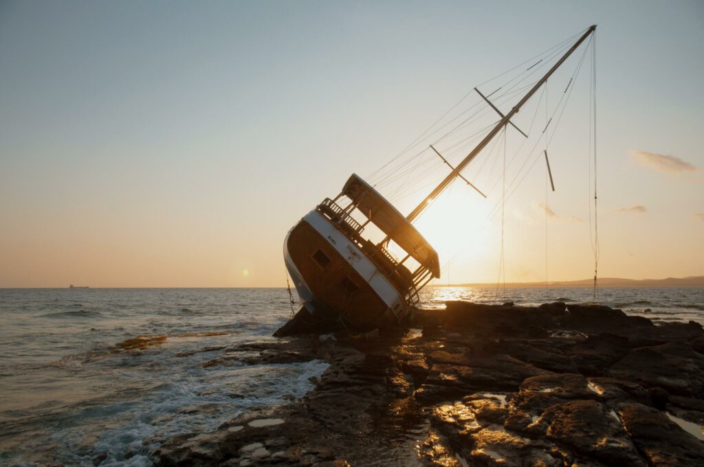 does boat insurance cover sinking